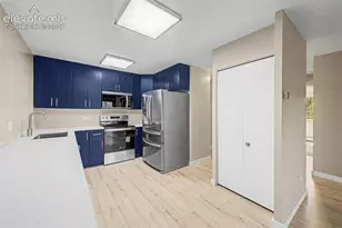 605 S Alton Way, Denver, CO 80247 - Photo 5