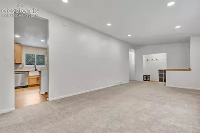 609 Crestridge Avenue, Colorado Springs, CO 80906 - Photo 9