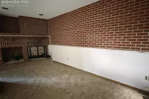 438 Lakewood Cir, Colorado Springs, CO 80910 - Photo 5