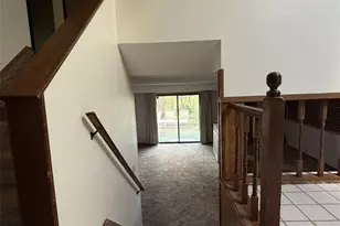 438 Lakewood Cir, Colorado Springs, CO 80910 - Photo 3
