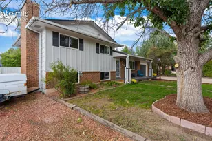 4634 Bella Dr, Colorado Springs, CO 80918 - Photo 3