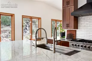 8825 Chipita Park Rd, Cascade, CO 80809 - Photo 23