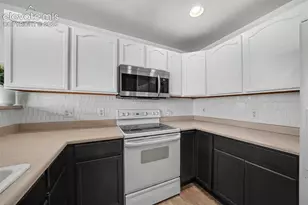 6424 Range Overlook Heights, Colorado Springs, CO 80922 - Photo 9