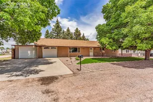 2401 Clayton Dr, Canon City, CO 81212 - Photo 1