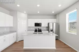 11313 Shadbush Ln, Colorado Springs, CO 80925 - Photo 9