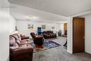 7 Emperor Ct, Pueblo, CO 81005 - Photo 17