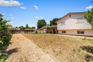 7 Emperor Ct, Pueblo, CO 81005 - Photo 27