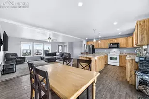 736 Indiana Ave, Limon, CO 80828 - Photo 9