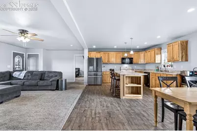 736 Indiana Avenue, Limon, CO 80828 - Photo 7