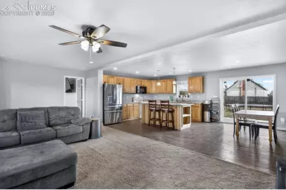 736 Indiana Avenue, Limon, CO 80828 - Photo 5