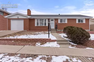 2105 Eagle View Dr, Colorado Springs, CO 80909 - Photo 1