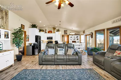 845 S Tijuana Drive, Pueblo, CO 81007 - Photo 9