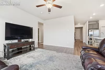5150 Roundhouse Drive, Colorado Springs, CO 80925 - Photo 13