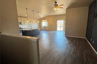 822 S Espanola Dr, Pueblo, CO 81007 - Photo 5