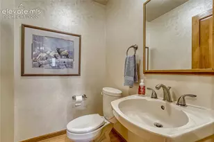 1055 Hidden Valley Rd, Colorado Springs, CO 80919 - Photo 9