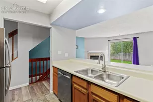 4263 Hunting Meadows Cir, Colorado Springs, CO 80916 - Photo 9