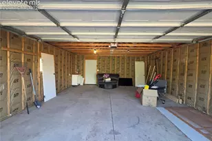 2202 Mt Vernon St, Colorado Springs, CO 80909 - Photo 35