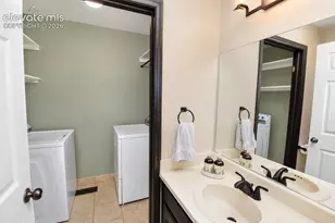 6109 Pine Hill Dr, Colorado Springs, CO 80918 - Photo 13