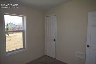 877 Maid Marian Dr, Divide, CO 80814 - Photo 37