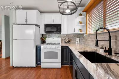 324 Terrace Place, Manitou Springs, CO 80829 - Photo 11
