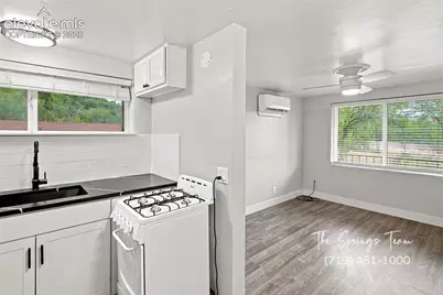 3737 Red Canon Avenue #8, Colorado Springs, CO 80904 - Photo 11