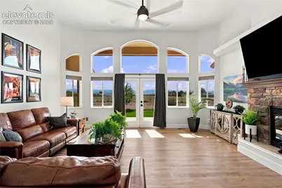 877 S Avenida Del Oro Na, Pueblo West, CO 81007 - Photo 3