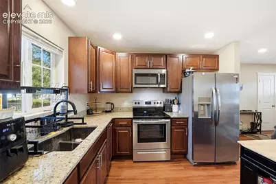 221 N Vine Street, Fountain, CO 80817 - Photo 31
