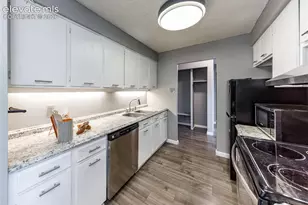 411 Lakewood Circle, Colorado Springs, CO 80910 - Photo 3