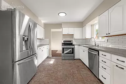 216 De La Vista Street, Colorado Springs, CO 80911 - Photo 11