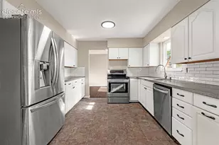 216 De La Vista St, Colorado Springs, CO 80911 - Photo 11