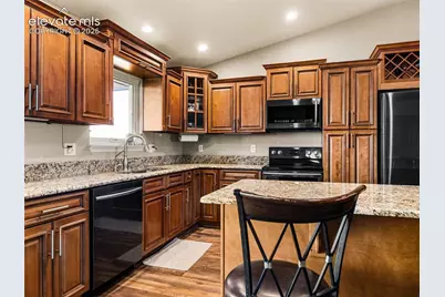 734 E Marigold Drive, Pueblo, CO 81007 - Photo 9