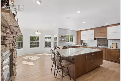 5830 Broadmoor Bluffs Drive, Colorado Springs, CO 80906 - Photo 11