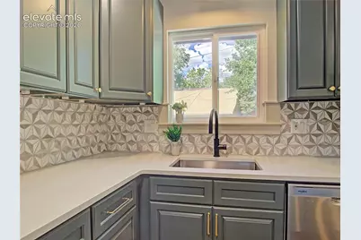 622 Mountain Avenue, Colorado Springs, CO 80905 - Photo 7