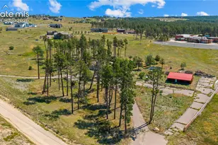 13725 Highline Dr, Colorado Springs, CO 80908 - Photo 9