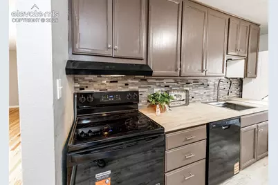 1216 Hartford Street, Colorado Springs, CO 80906 - Photo 15