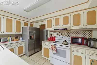 2734 Marcy Avenue, Colorado Springs, CO 80910 - Photo 13