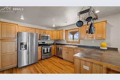 786 N Boyero Avenue, Pueblo, CO 81007 - Photo 9