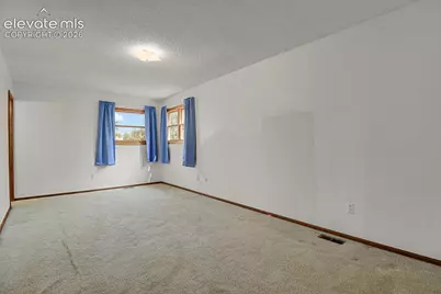 6037 Copper Mountain Drive, Colorado Springs, CO 80918 - Photo 15