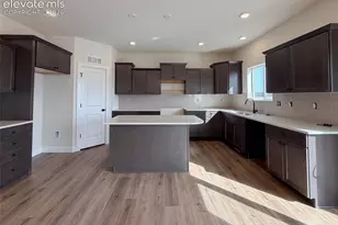 7831 Moore Dr, Colorado Springs, CO 80908 - Photo 5