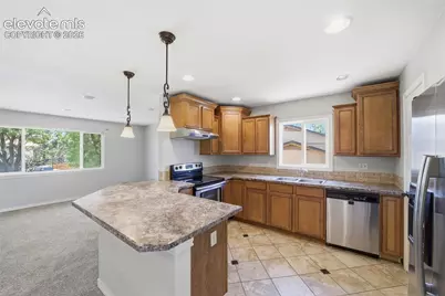 2826 Pinnacle Drive, Colorado Springs, CO 80910 - Photo 3