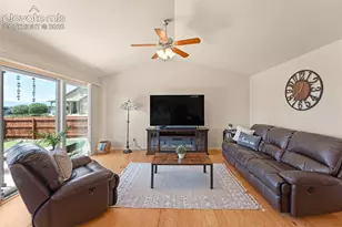 12407 Mount Bross Pl, Peyton, CO 80831 - Photo 11