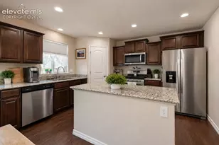 6493 Vedder Dr, Colorado Springs, CO 80925 - Photo 7