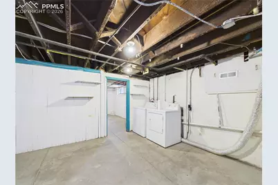 504 W Abriendo Avenue, Pueblo, CO 81004 - Photo 33