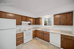 6735 Hampton Dr, Colorado Springs, CO 80918 - Photo 31
