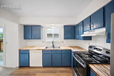 6735 Hampton Drive, Colorado Springs, CO 80918 - Photo 13