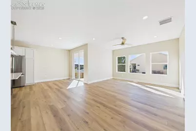 1316 Tierra Berienda Na, Pueblo, CO 81008 - Photo 19