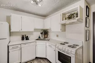 6414 Village Ln, Colorado Springs, CO 80918 - Photo 9