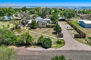 8345 Commanche Rd, Colorado Springs, CO 80926 - Photo 3