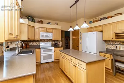 15235 Jessie Drive, Colorado Springs, CO 80921 - Photo 7