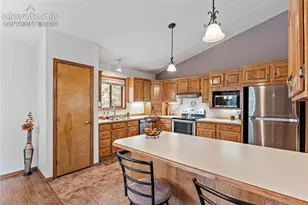 17730 Grama Ridge Rd, Colorado Springs, CO 80908 - Photo 23
